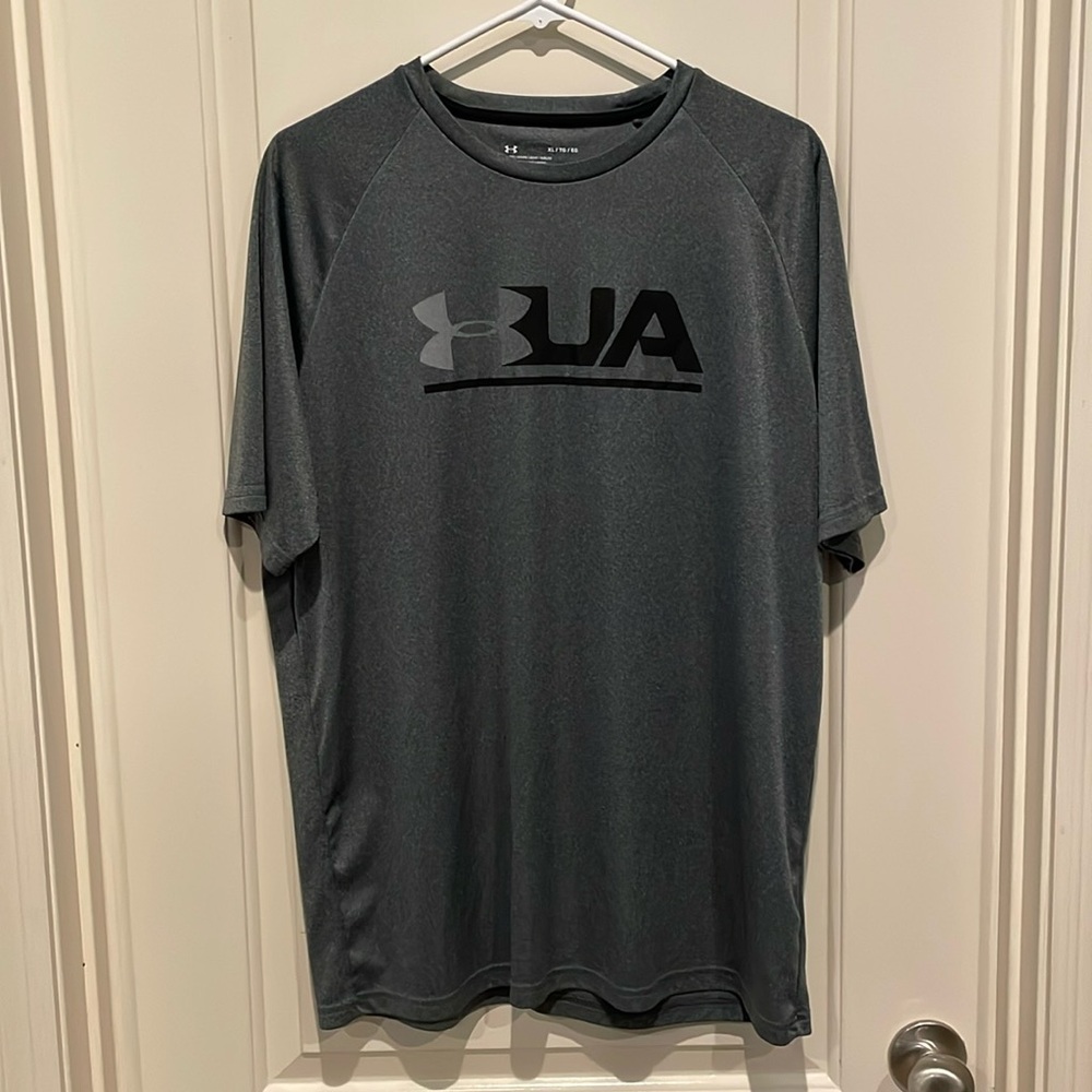 Mens Under Armour Heat Gear Loose Fit T-Shirt, Size XL, Gray
